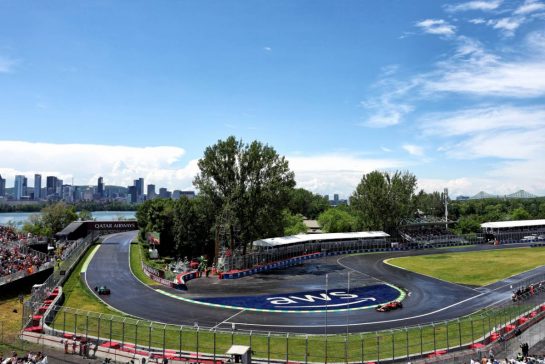 Fernando Alonso (ESP) Aston Martin F1 Team AMR24 leads Carlos Sainz Jr (ESP) Ferrari SF-24.
07.06.2024. Formula 1 World Championship, Rd 9, Canadian Grand Prix, Montreal, Canada, Practice Day.
- www.xpbimages.com, EMail: requests@xpbimages.com © Copyright: Charniaux / XPB Images