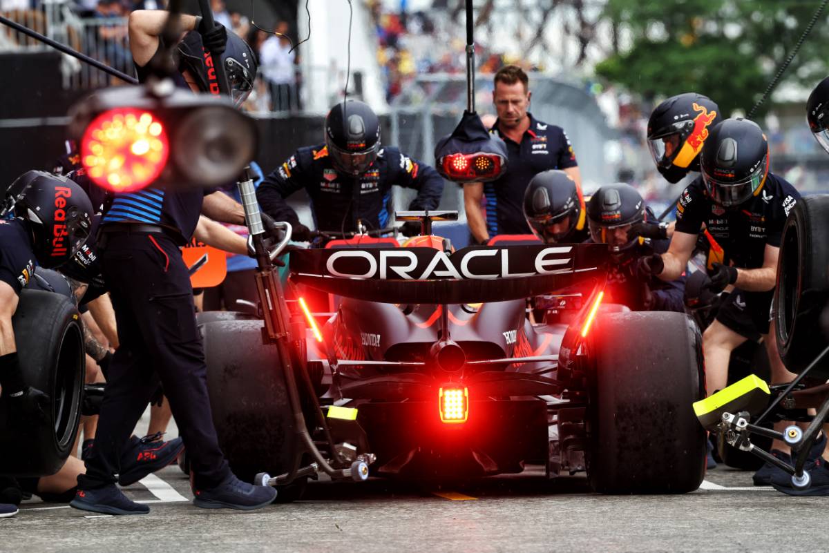 Max Verstappen (NLD) Red Bull Racing RB20 in the pits.
07.06.2024. Formula 1 World Championship, Rd 9, Canadian Grand Prix, Montreal, Canada, Practice Day.
- www.xpbimages.com, EMail: requests@xpbimages.com © Copyright: Batchelor / XPB Images