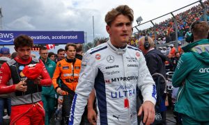 Logan Sargeant (USA) Williams Racing on the grid. 09.06.2024. Formula 1 World Championship, Rd 9, Canadian Grand Prix, Montreal, Canada, Race Day. - www.xpbimages.com, EMail: requests@xpbimages.com © Copyright: Batchelor / XPB Images