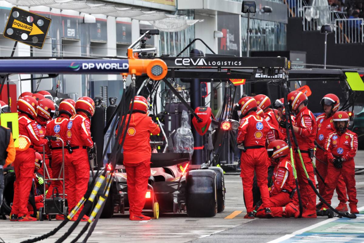 Charles Leclerc (MON) Ferrari SF-24 makes a pit stop. 09.06.2024. Formula 1 World Championship, Rd 9, Canadian Grand Prix, Montreal, Canada, Race Day. - www.xpbimages.com, EMail: requests@xpbimages.com © Copyright: Batchelor / XPB Images
