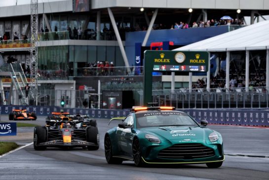 Max Verstappen (NLD) Red Bull Racing RB20 leads behind the Aston Martin FIA Safety Car.
09.06.2024. Formula 1 World Championship, Rd 9, Canadian Grand Prix, Montreal, Canada, Race Day.
- www.xpbimages.com, EMail: requests@xpbimages.com © Copyright: Charniaux / XPB Images