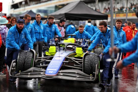 Alexander Albon (THA) Williams Racing FW46 on the grid.
09.06.2024. Formula 1 World Championship, Rd 9, Canadian Grand Prix, Montreal, Canada, Race Day.
- www.xpbimages.com, EMail: requests@xpbimages.com © Copyright: Bearne / XPB Images
