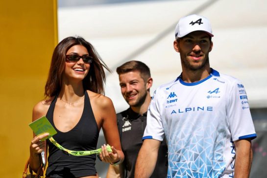 Pierre Gasly (FRA) Alpine F1 Team with his girlfriend Kika Cerqueira Gomes (POR).
22.06.2024. Formula 1 World Championship, Rd 10, Spanish Grand Prix, Barcelona, Spain, Qualifying Day.
- www.xpbimages.com, EMail: requests@xpbimages.com © Copyright: Rew / XPB Images