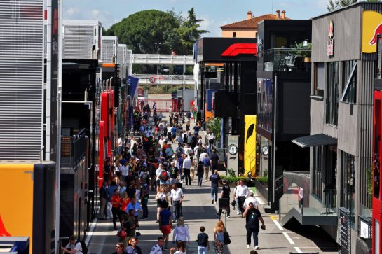 Paddock atmosphere.
22.06.2024. Formula 1 World Championship, Rd 10, Spanish Grand Prix, Barcelona, Spain, Qualifying Day.
- www.xpbimages.com, EMail: requests@xpbimages.com © Copyright: Moy / XPB Images