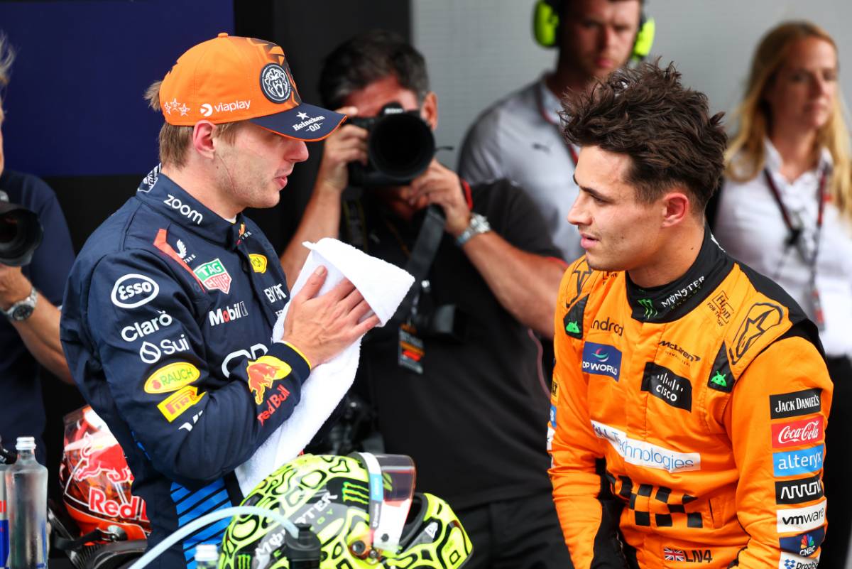 (L to R): Second placed Max Verstappen (NLD) Red Bull Racing with pole sitter Lando Norris (GBR) McLaren in qualifying parc ferme.
22.06.2024. Formula 1 World Championship, Rd 10, Spanish Grand Prix, Barcelona, Spain, Qualifying Day.
- www.xpbimages.com, EMail: requests@xpbimages.com © Copyright: Batchelor / XPB Images