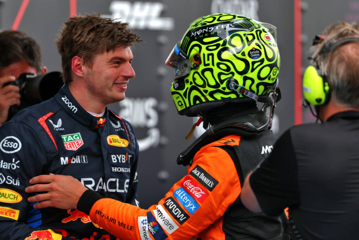 (L to R): Max Verstappen (NLD) Red Bull Racing with pole sitter Lando Norris (GBR) McLaren in qualifying parc ferme. 22.06.2024. Formula 1 World Championship, Rd 10, Spanish Grand Prix, Barcelona, Spain, Qualifying Day. - www.xpbimages.com, EMail: requests@xpbimages.com © Copyright: Coates / XPB Images