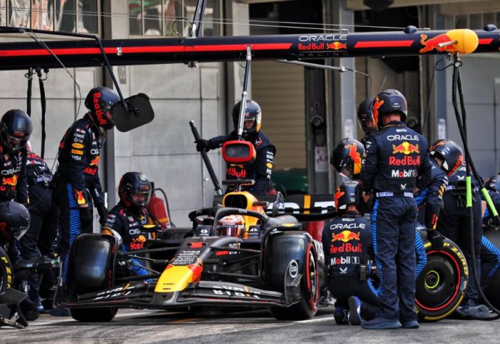 Max Verstappen (NLD) Red Bull Racing RB20 makes a pit stop. 23.06.2024. Formula 1 World Championship, Rd 10, Spanish Grand Prix, Barcelona, Spain, Race Day. - www.xpbimages.com, EMail: requests@xpbimages.com © Copyright: Batchelor / XPB Images