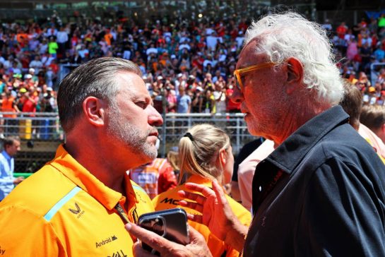 (L to R): Zak Brown (USA) McLaren Executive Director and Flavio Briatore (ITA) Alpine F1 Team Executive Advisor on the grid.
23.06.2024. Formula 1 World Championship, Rd 10, Spanish Grand Prix, Barcelona, Spain, Race Day.
- www.xpbimages.com, EMail: requests@xpbimages.com © Copyright: Batchelor / XPB Images