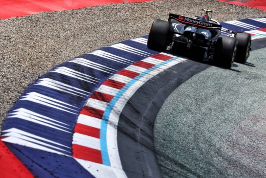 Nico Hulkenberg (GER) Haas VF-24.
28.06.2024. Formula 1 World Championship, Rd 11, Austrian Grand Prix, Spielberg, Austria, Sprint Qualifying Day.
- www.xpbimages.com, EMail: requests@xpbimages.com © Copyright: Charniaux / XPB Images