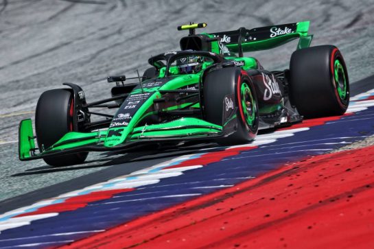Zhou Guanyu (CHN) Sauber C44.
28.06.2024. Formula 1 World Championship, Rd 11, Austrian Grand Prix, Spielberg, Austria, Sprint Qualifying Day.
- www.xpbimages.com, EMail: requests@xpbimages.com © Copyright: Charniaux / XPB Images