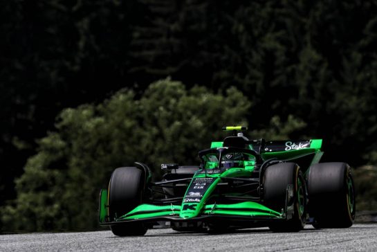 Zhou Guanyu (CHN) Sauber C44.
28.06.2024. Formula 1 World Championship, Rd 11, Austrian Grand Prix, Spielberg, Austria, Sprint Qualifying Day.
- www.xpbimages.com, EMail: requests@xpbimages.com © Copyright: Coates / XPB Images