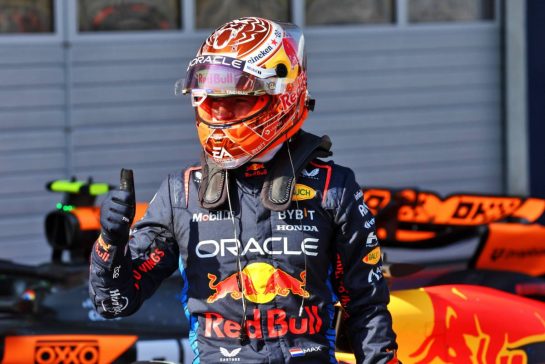 Max Verstappen (NLD) Red Bull Racing celebrates his pole position in Sprint qualifying parc ferme.
28.06.2024. Formula 1 World Championship, Rd 11, Austrian Grand Prix, Spielberg, Austria, Sprint Qualifying Day.
- www.xpbimages.com, EMail: requests@xpbimages.com © Copyright: Batchelor / XPB Images