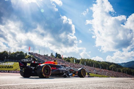 Sergio Perez (MEX) Red Bull Racing RB20.
28.06.2024. Formula 1 World Championship, Rd 11, Austrian Grand Prix, Spielberg, Austria, Sprint Qualifying Day.
- www.xpbimages.com, EMail: requests@xpbimages.com © Copyright: Bearne / XPB Images