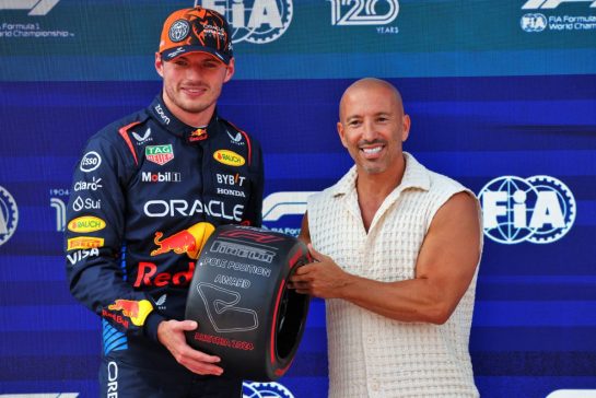 (L to R): Max Verstappen (NLD) Red Bull Racing receives the Pirelli Pole Position Award from Jason Oppenheim (USA) Estate Agent.
29.06.2024. Formula 1 World Championship, Rd 11, Austrian Grand Prix, Spielberg, Austria, Sprint and Qualifying Day.
- www.xpbimages.com, EMail: requests@xpbimages.com © Copyright: Batchelor / XPB Images