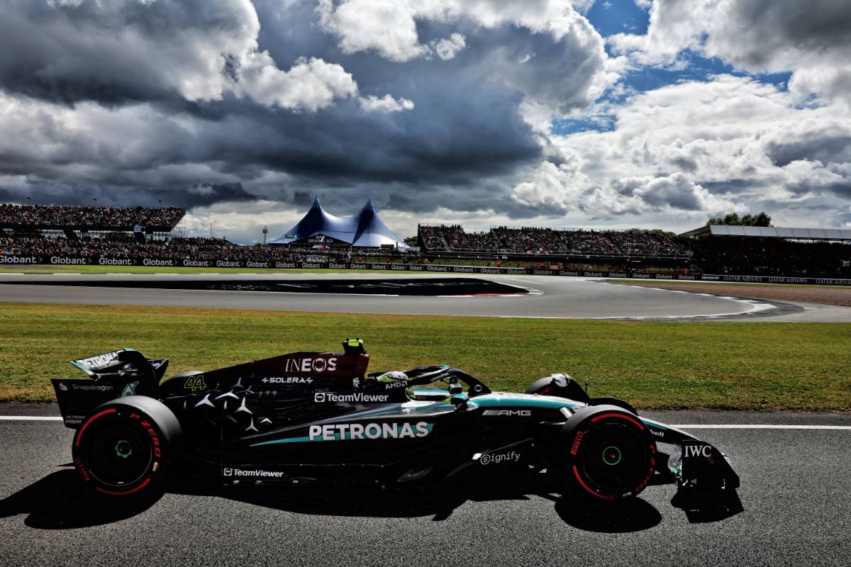 Lewis Hamilton (GBR) Mercedes AMG F1 W15.
06.07.2024. Formula 1 World Championship, Rd 12, British Grand Prix, Silverstone, England, Qualifying Day.
- www.xpbimages.com, EMail: requests@xpbimages.com © Copyright: Charniaux / XPB Images