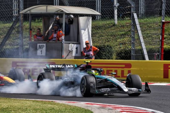 Lewis Hamilton (GBR) Mercedes AMG F1 W15 locks up under braking.
21.07.2024. Formula 1 World Championship, Rd 13, Hungarian Grand Prix, Budapest, Hungary, Race Day.
- www.xpbimages.com, EMail: requests@xpbimages.com © Copyright: Charniaux / XPB Images
