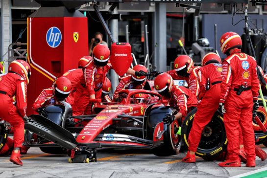 Charles Leclerc (MON) Ferrari SF-24 makes a pit stop.
21.07.2024. Formula 1 World Championship, Rd 13, Hungarian Grand Prix, Budapest, Hungary, Race Day.
- www.xpbimages.com, EMail: requests@xpbimages.com © Copyright: Batchelor / XPB Images