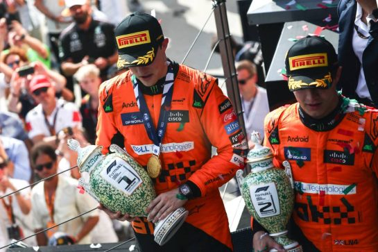 Oscar Piastri (AUS), McLaren Lando Norris (GBR), McLaren F1 Team 
21.07.2024. Formula 1 World Championship, Rd 13, Hungarian Grand Prix, Budapest, Hungary, Race Day.
- www.xpbimages.com, EMail: requests@xpbimages.com © Copyright: Charniaux / XPB Images