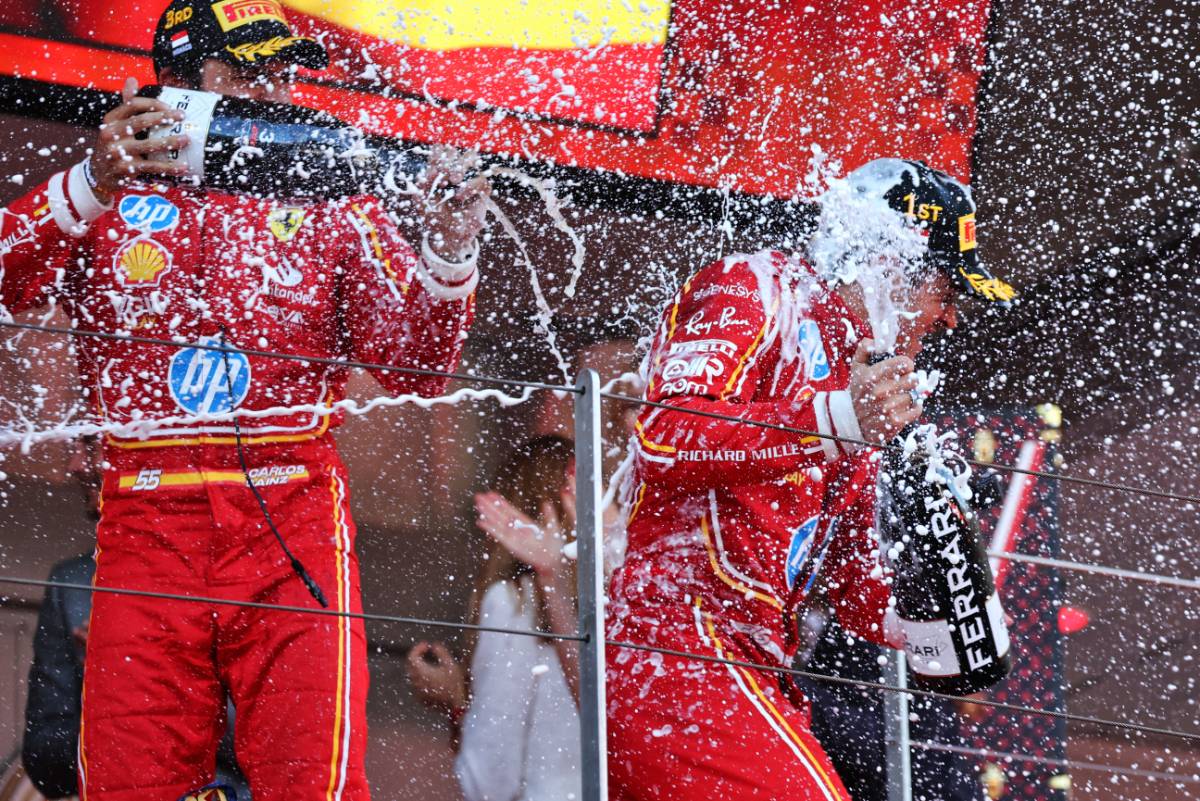 Race winner Charles Leclerc (MON) Ferrari celebrates on the podium with third placed team mate Carlos Sainz Jr (ESP) Ferrari.
26.05.2024. Formula 1 World Championship, Rd 8, Monaco Grand Prix, Monte Carlo, Monaco, Race Day.
- www.xpbimages.com, EMail: requests@xpbimages.com © Copyright: Moy / XPB Images