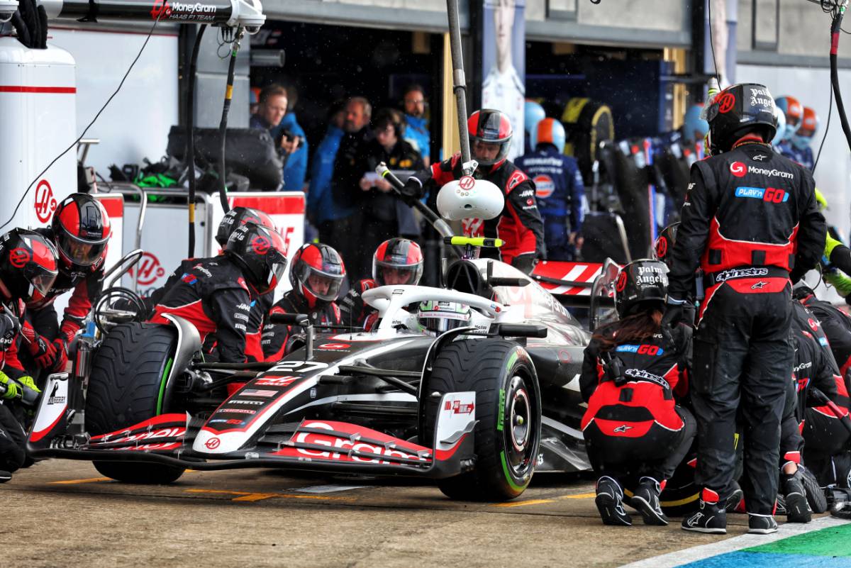 Nico Hulkenberg (GER) Haas VF-24 makes a pit stop. 07.07.2024. Formula 1 World Championship, Rd 12, British Grand Prix, Silverstone, England, Race Day. - www.xpbimages.com, EMail: requests@xpbimages.com © Copyright: Batchelor / XPB Images