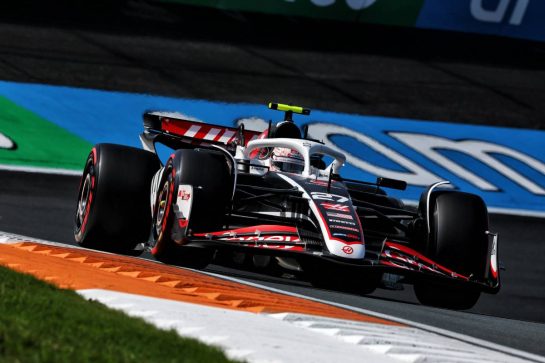 Nico Hulkenberg (GER) Haas VF-24.
23.08.2024. Formula 1 World Championship, Rd 15, Dutch Grand Prix, Zandvoort, Netherlands, Practice Day.
- www.xpbimages.com, EMail: requests@xpbimages.com © Copyright: Coates / XPB Images