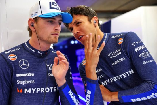 (L to R): Logan Sargeant (USA) Williams Racing and team mate Alexander Albon (THA) Williams Racing.
23.08.2024. Formula 1 World Championship, Rd 15, Dutch Grand Prix, Zandvoort, Netherlands, Practice Day.
- www.xpbimages.com, EMail: requests@xpbimages.com © Copyright: Batchelor / XPB Images