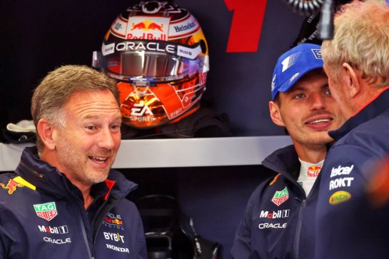 (L to R): Christian Horner (GBR) Red Bull Racing Team Principal with Max Verstappen (NLD) Red Bull Racing and Dr Helmut Marko (AUT) Red Bull Motorsport Consultant.
24.08.2024. Formula 1 World Championship, Rd 15, Dutch Grand Prix, Zandvoort, Netherlands, Qualifying Day.
- www.xpbimages.com, EMail: requests@xpbimages.com © Copyright: Batchelor / XPB Images