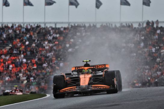Lando Norris (GBR) McLaren MCL38.
24.08.2024. Formula 1 World Championship, Rd 15, Dutch Grand Prix, Zandvoort, Netherlands, Qualifying Day.
- www.xpbimages.com, EMail: requests@xpbimages.com © Copyright: Moy / XPB Images