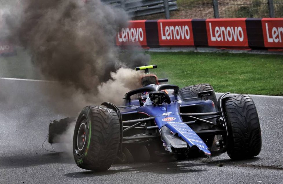 Logan Sargeant (USA) Williams Racing FW46 crashed in the third practice session. 24.08.2024. Formula 1 World Championship, Rd 15, Dutch Grand Prix, Zandvoort, Netherlands, Qualifying Day. - www.xpbimages.com, EMail: requests@xpbimages.com © Copyright: XPB Images