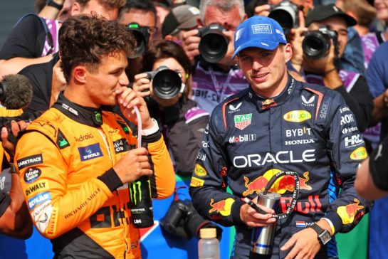 (L to R): Pole sitter Lando Norris (GBR) McLaren in qualifying parc ferme with second placed Max Verstappen (NLD) Red Bull Racing.
24.08.2024. Formula 1 World Championship, Rd 15, Dutch Grand Prix, Zandvoort, Netherlands, Qualifying Day.
- www.xpbimages.com, EMail: requests@xpbimages.com © Copyright: Batchelor / XPB Images