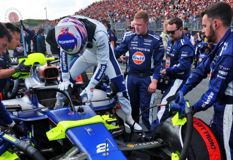 Logan Sargeant (USA) Williams Racing FW46 on the grid. 25.08.2024. Formula 1 World Championship, Rd 15, Dutch Grand Prix, Zandvoort, Netherlands, Race Day. - www.xpbimages.com, EMail: requests@xpbimages.com © Copyright: Batchelor / XPB Images
