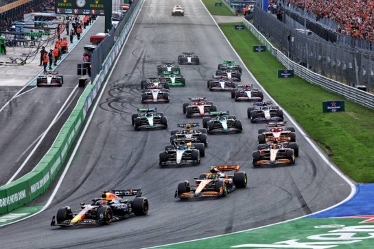 Max Verstappen (NLD) Red Bull Racing RB20 leads at the start of the race.
25.08.2024. Formula 1 World Championship, Rd 15, Dutch Grand Prix, Zandvoort, Netherlands, Race Day.
- www.xpbimages.com, EMail: requests@xpbimages.com © Copyright: Batchelor / XPB Images