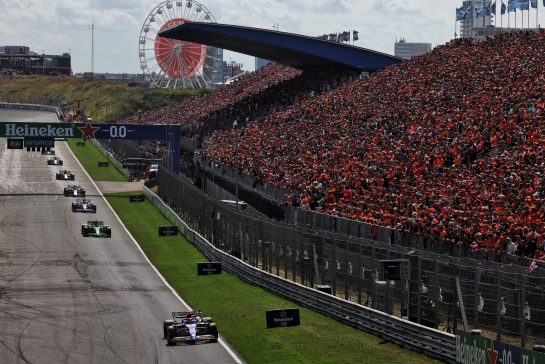 Yuki Tsunoda (JPN) RB VCARB 01.
25.08.2024. Formula 1 World Championship, Rd 15, Dutch Grand Prix, Zandvoort, Netherlands, Race Day.
- www.xpbimages.com, EMail: requests@xpbimages.com © Copyright: Batchelor / XPB Images