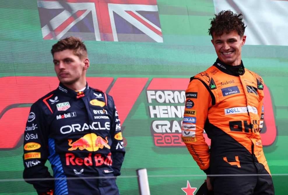 Lando Norris (GBR), McLaren F1 Team Max Verstappen (NLD), Red Bull Racing 25.08.2024. Formula 1 World Championship, Rd 15, Dutch Grand Prix, Zandvoort, Netherlands, Race Day. - www.xpbimages.com, EMail: requests@xpbimages.com © Copyright: Charniaux / XPB Images