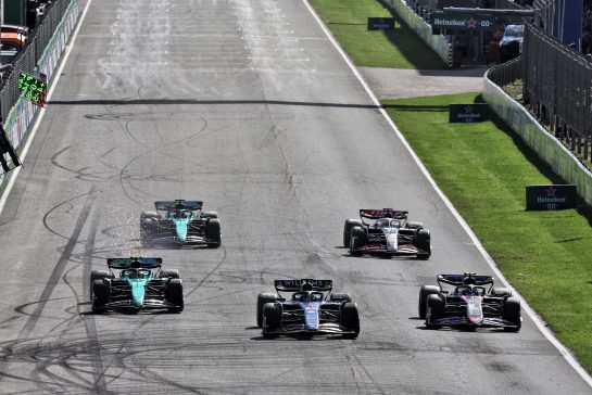 (L to R): Fernando Alonso (ESP) Aston Martin F1 Team AMR24; Alexander Albon (THA) Williams Racing FW46; and Pierre Gasly (FRA) Alpine F1 Team A524, battle for position.
25.08.2024. Formula 1 World Championship, Rd 15, Dutch Grand Prix, Zandvoort, Netherlands, Race Day.
- www.xpbimages.com, EMail: requests@xpbimages.com © Copyright: Moy / XPB Images