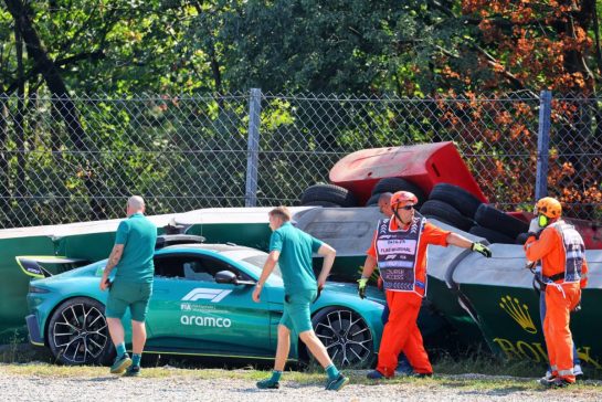 The Aston Martin FIA Safety Car is extracated from the tyre barrier after it crashed at the Parabolica.
29.08.2024. Formula 1 World Championship, Rd 16, Italian Grand Prix, Monza, Italy, Preparation Day.
- www.xpbimages.com, EMail: requests@xpbimages.com © Copyright: XPB Images