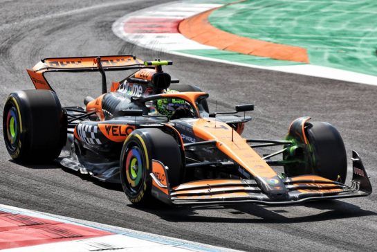 Lando Norris (GBR) McLaren MCL38.
30.08.2024. Formula 1 World Championship, Rd 16, Italian Grand Prix, Monza, Italy, Practice Day.
- www.xpbimages.com, EMail: requests@xpbimages.com © Copyright: Bearne / XPB Images