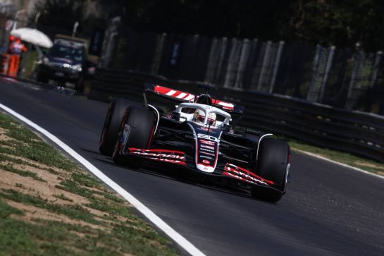 Kevin Magnussen (DEN), Haas F1 Team 
30.08.2024. Formula 1 World Championship, Rd 16, Italian Grand Prix, Monza, Italy, Practice Day.
- www.xpbimages.com, EMail: requests@xpbimages.com © Copyright: Charniaux / XPB Images