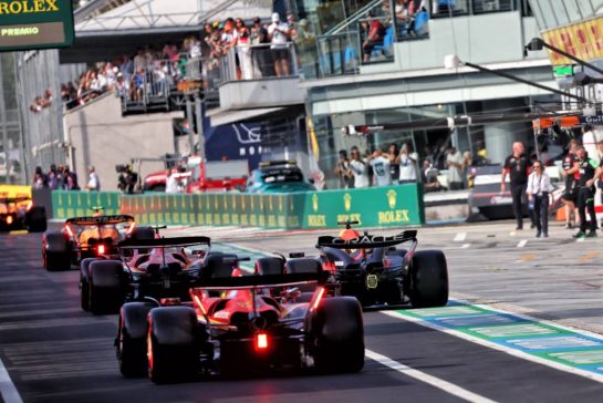 Max Verstappen (NLD) Red Bull Racing RB20 lgp with Carlos Sainz Jr (ESP) Ferrari SF-24 and Charles Leclerc (MON) Ferrari SF-24.
31.08.2024. Formula 1 World Championship, Rd 16, Italian Grand Prix, Monza, Italy, Qualifying Day.
- www.xpbimages.com, EMail: requests@xpbimages.com © Copyright: Batchelor / XPB Images