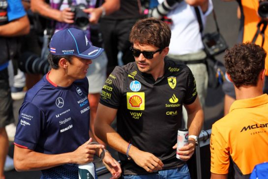 (L to R): Alexander Albon (THA) Williams Racing FW46; Charles Leclerc (MON) Ferrari; and Lando Norris (GBR) McLaren, on the drivers' parade.
01.09.2024. Formula 1 World Championship, Rd 16, Italian Grand Prix, Monza, Italy, Race Day.
- www.xpbimages.com, EMail: requests@xpbimages.com © Copyright: Batchelor / XPB Images