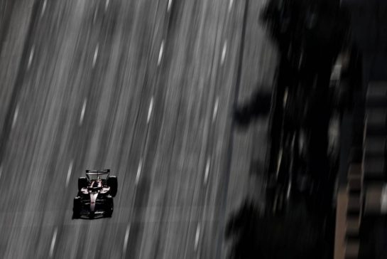 Carlos Sainz Jr (ESP) Ferrari SF-24.
14.09.2024. Formula 1 World Championship, Rd 17, Azerbaijan Grand Prix, Baku Street Circuit, Azerbaijan, Qualifying Day.
- www.xpbimages.com, EMail: requests@xpbimages.com © Copyright: Charniaux / XPB Images