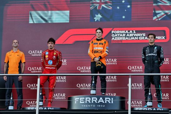 The podium (L to R): Tom Stallard (GBR) McLaren Race Engineer; Charles Leclerc (MON) Ferrari, second; Oscar Piastri (AUS) McLaren, race winner; George Russell (GBR) Mercedes AMG F1, third.
15.09.2024. Formula 1 World Championship, Rd 17, Azerbaijan Grand Prix, Baku Street Circuit, Azerbaijan, Race Day.
- www.xpbimages.com, EMail: requests@xpbimages.com © Copyright: Batchelor / XPB Images