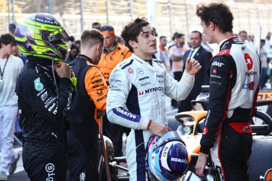 Lewis Hamilton (GBR), Mercedes AMG F1 Franco Colapinto (ARG), Williams Oliver Bearman (GBR), Haas F1 Team F1 Team
15.09.2024. Formula 1 World Championship, Rd 17, Azerbaijan Grand Prix, Baku Street Circuit, Azerbaijan, Race Day.
- www.xpbimages.com, EMail: requests@xpbimages.com © Copyright: Charniaux / XPB Images