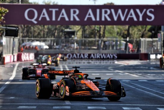 Oscar Piastri (AUS) McLaren MCL38.
15.09.2024. Formula 1 World Championship, Rd 17, Azerbaijan Grand Prix, Baku Street Circuit, Azerbaijan, Race Day.
- www.xpbimages.com, EMail: requests@xpbimages.com © Copyright: Coates / XPB Images