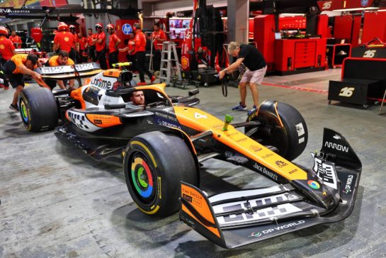 McLaren MCL38 of Lando Norris (GBR) McLaren.
19.09.2024. Formula 1 World Championship, Rd 18, Singapore Grand Prix, Marina Bay Street Circuit, Singapore, Preparation Day.
- www.xpbimages.com, EMail: requests@xpbimages.com © Copyright: Batchelor / XPB Images