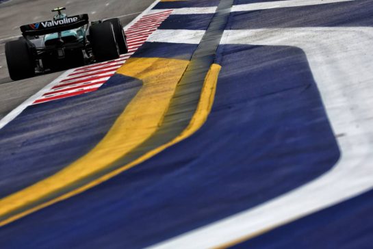 Fernando Alonso (ESP) Aston Martin F1 Team AMR24.
20.09.2024. Formula 1 World Championship, Rd 18, Singapore Grand Prix, Marina Bay Street Circuit, Singapore, Practice Day.
- www.xpbimages.com, EMail: requests@xpbimages.com © Copyright: Moy / XPB Images