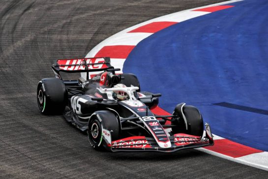 Kevin Magnussen (DEN) Haas VF-24.
20.09.2024. Formula 1 World Championship, Rd 18, Singapore Grand Prix, Marina Bay Street Circuit, Singapore, Practice Day.
- www.xpbimages.com, EMail: requests@xpbimages.com © Copyright: Rew / XPB Images