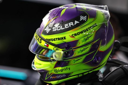 Lewis Hamilton (GBR) Mercedes AMG F1.
20.09.2024. Formula 1 World Championship, Rd 18, Singapore Grand Prix, Marina Bay Street Circuit, Singapore, Practice Day.
- www.xpbimages.com, EMail: requests@xpbimages.com © Copyright: Batchelor / XPB Images