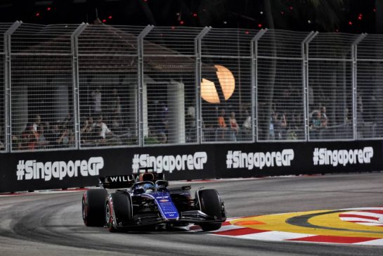Alexander Albon (THA) Williams Racing FW46.20.09.2024. Formula 1 World Championship, Rd 18, Singapore Grand Prix, Marina Bay Street Circuit, Singapore, Practice Day.
- www.xpbimages.com, EMail: requests@xpbimages.com © Copyright: Bearne / XPB Images