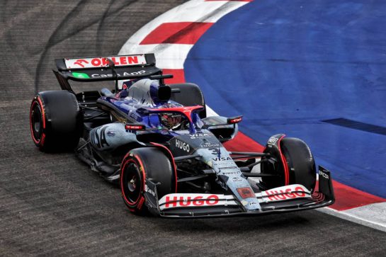 Daniel Ricciardo (AUS) RB VCARB 01.
21.09.2024. Formula 1 World Championship, Rd 18, Singapore Grand Prix, Marina Bay Street Circuit, Singapore, Qualifying Day.
- www.xpbimages.com, EMail: requests@xpbimages.com © Copyright: Batchelor / XPB Images